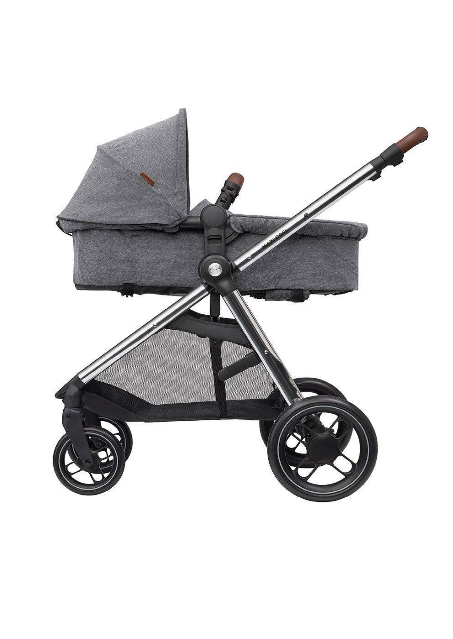 Maxi Cosi Zelia Luxe Travel System with isofix base