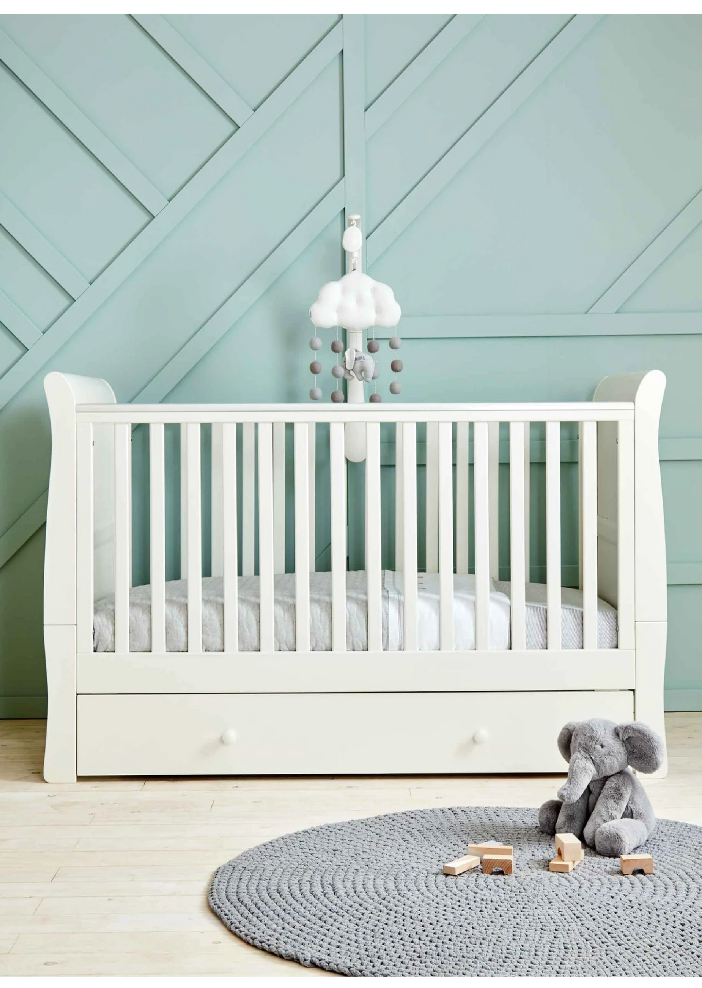 Mamas and Papas Mia Sleigh Cotbed and Dresser