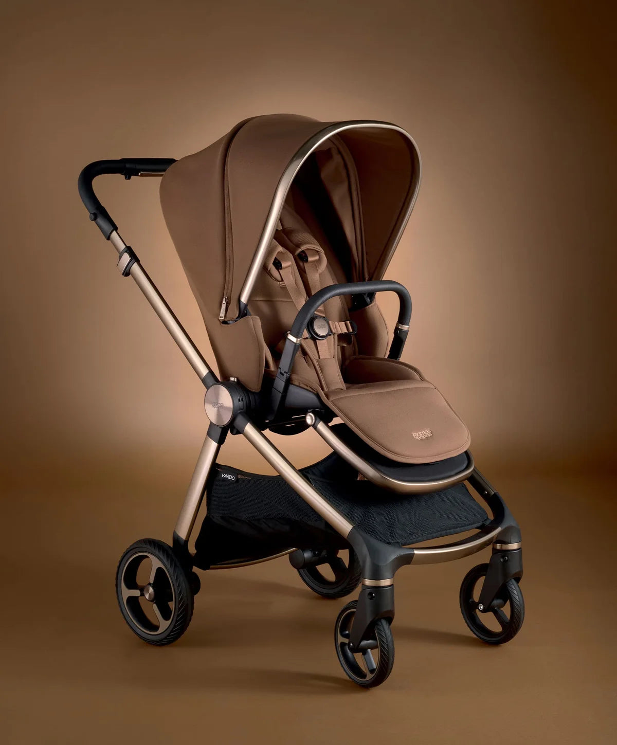 Mamas and Papas Nutmeg Vardo S Essential Bundle