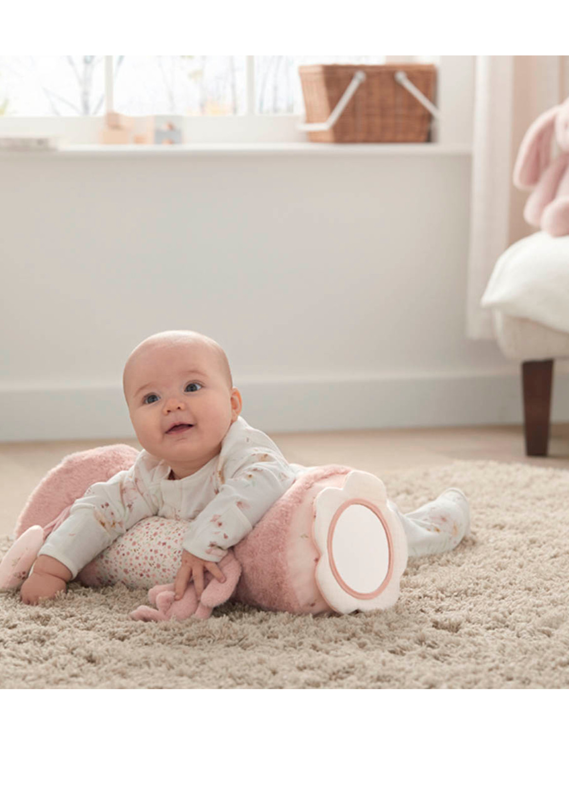 Mamas and Papas Tummy Time Roller Pink