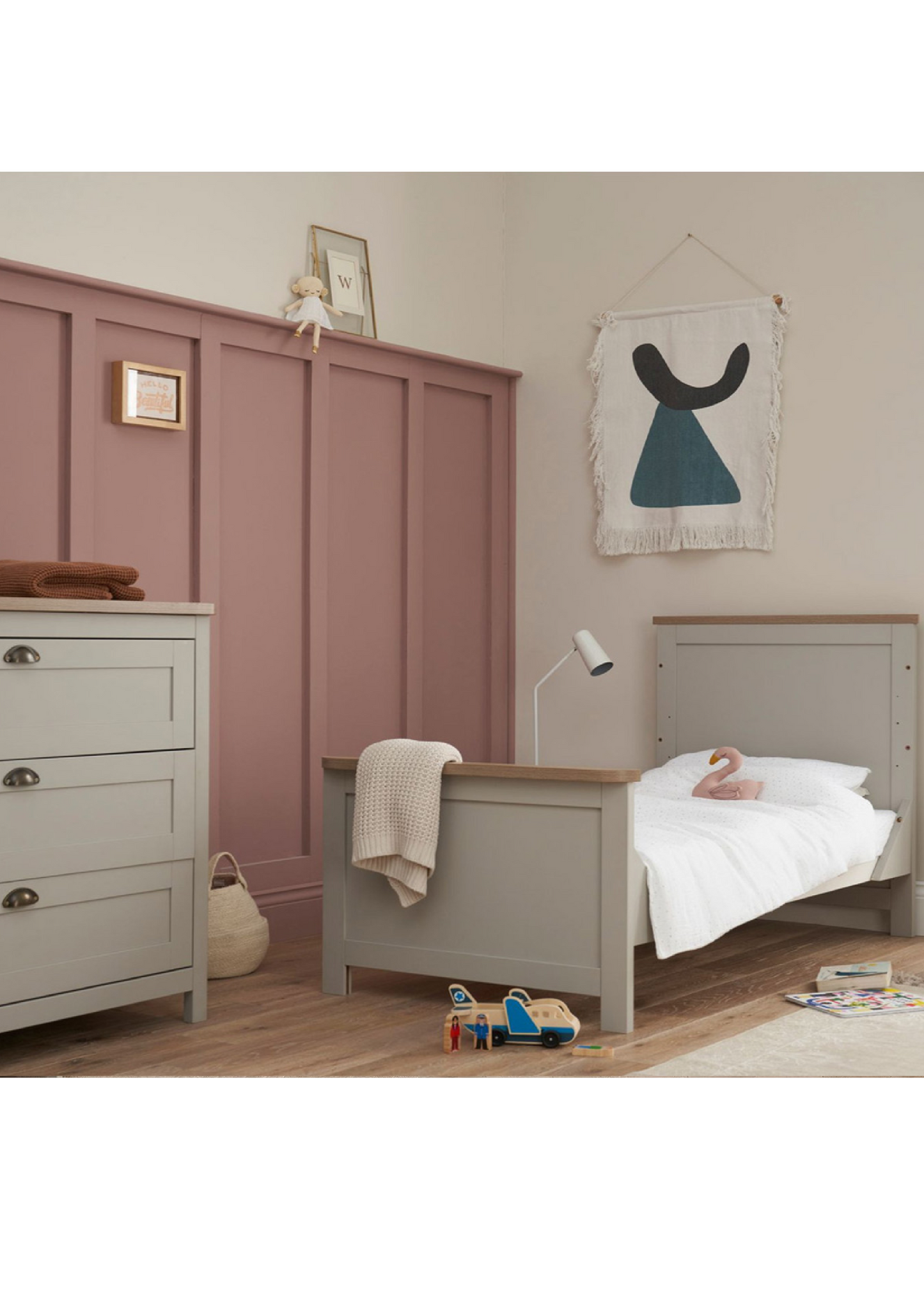 Tutti Bambini Verona 2 piece nursery set