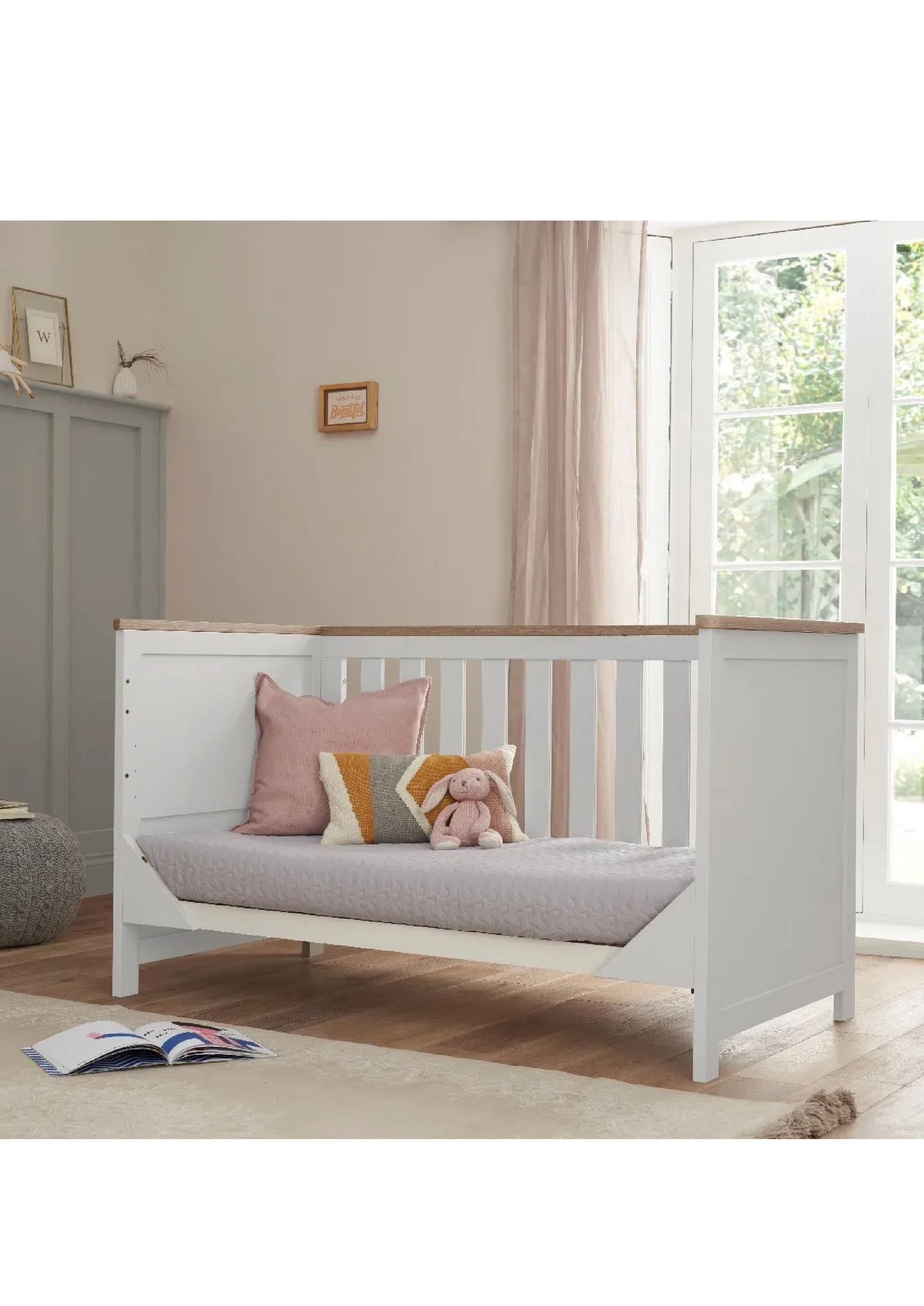 Tutti Bambini Verona 2 piece nursery set