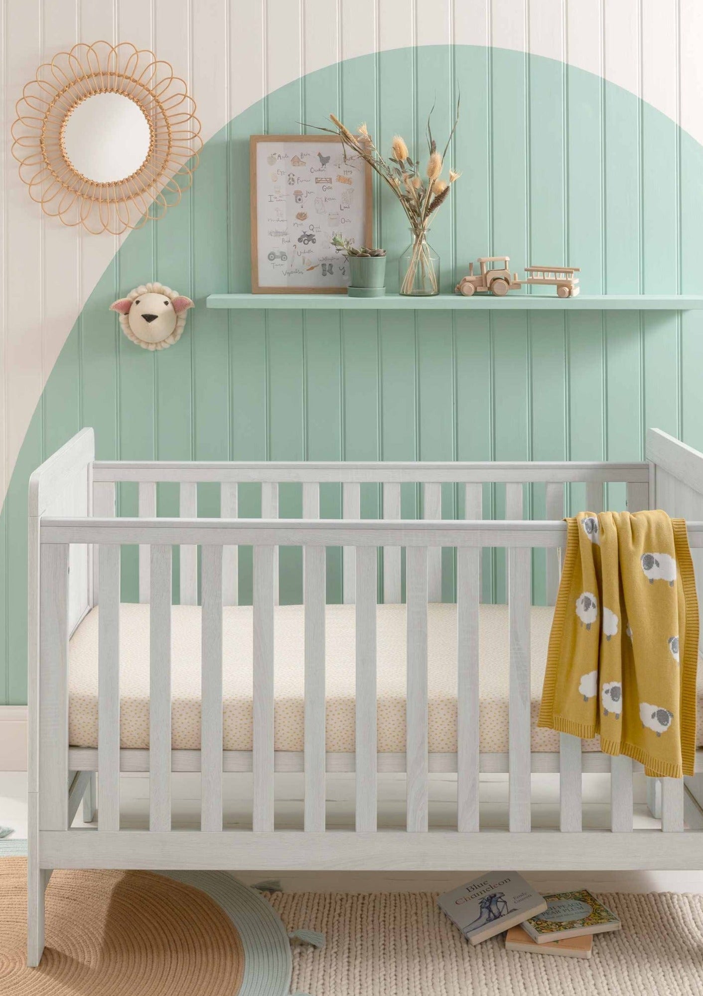 Mamas and Papas Atlas 3 Piece Set, Cotbed, Dresser and Wardrobe Nimbus White