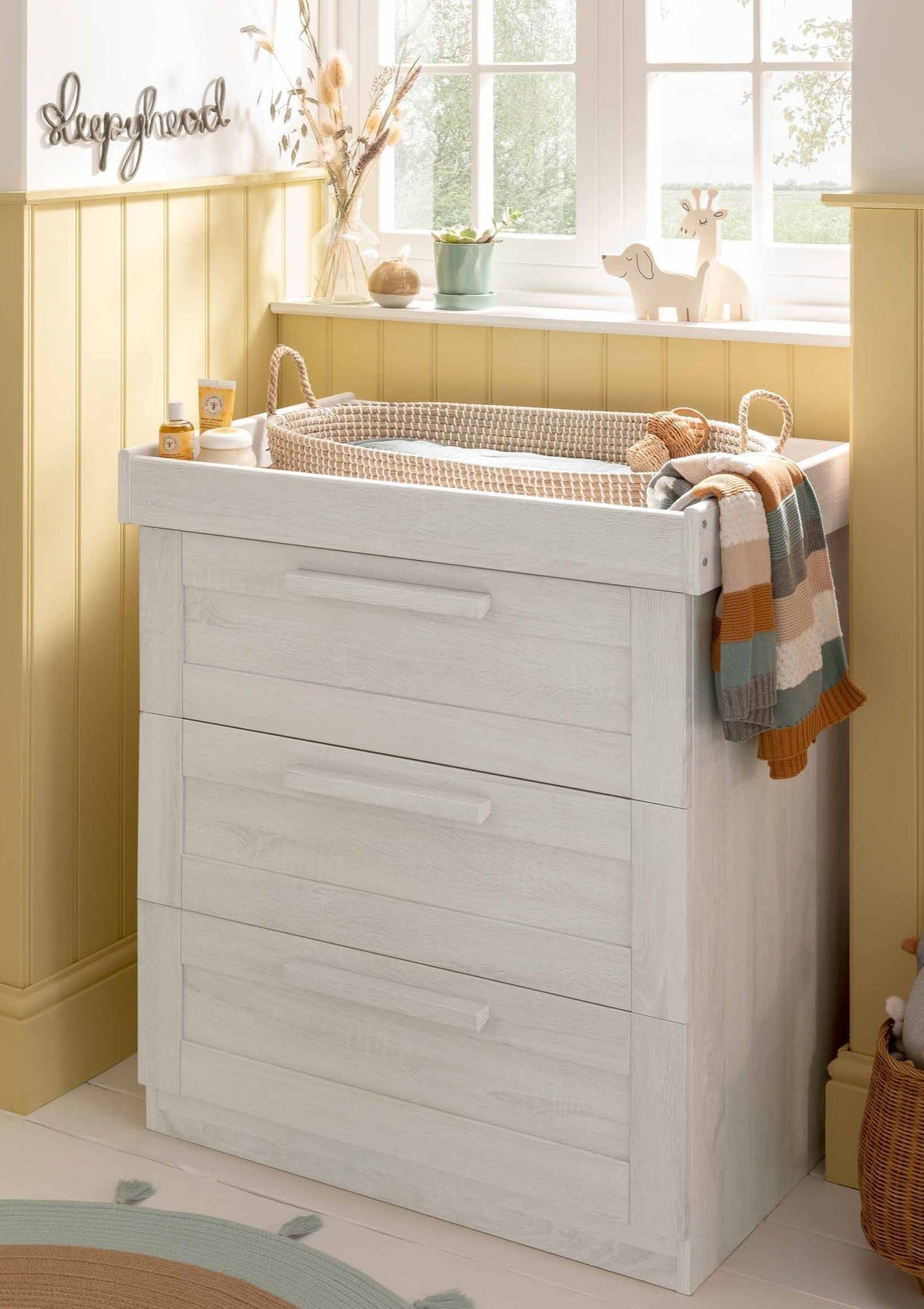 Mamas and Papas Atlas 3 Piece Set, Cotbed, Dresser and Wardrobe Nimbus White