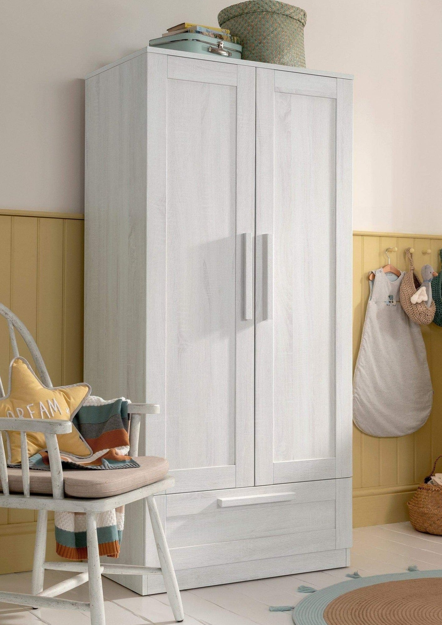 Mamas and Papas Atlas 3 Piece Set, Cotbed, Dresser and Wardrobe Nimbus White
