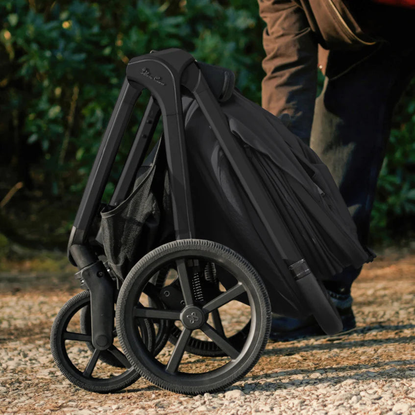 Silver Cross Cove 2 Onyx Travel System Ultimate 360 Infant Carrier Bundle 11 piece