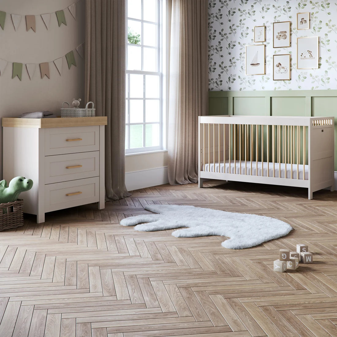 Silver Cross Seville 2 Piece Nursery Set