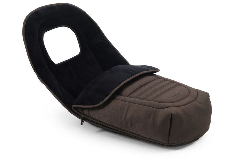 Oyster 4 Chocolate Velvet Travel System Ultimate Bundle