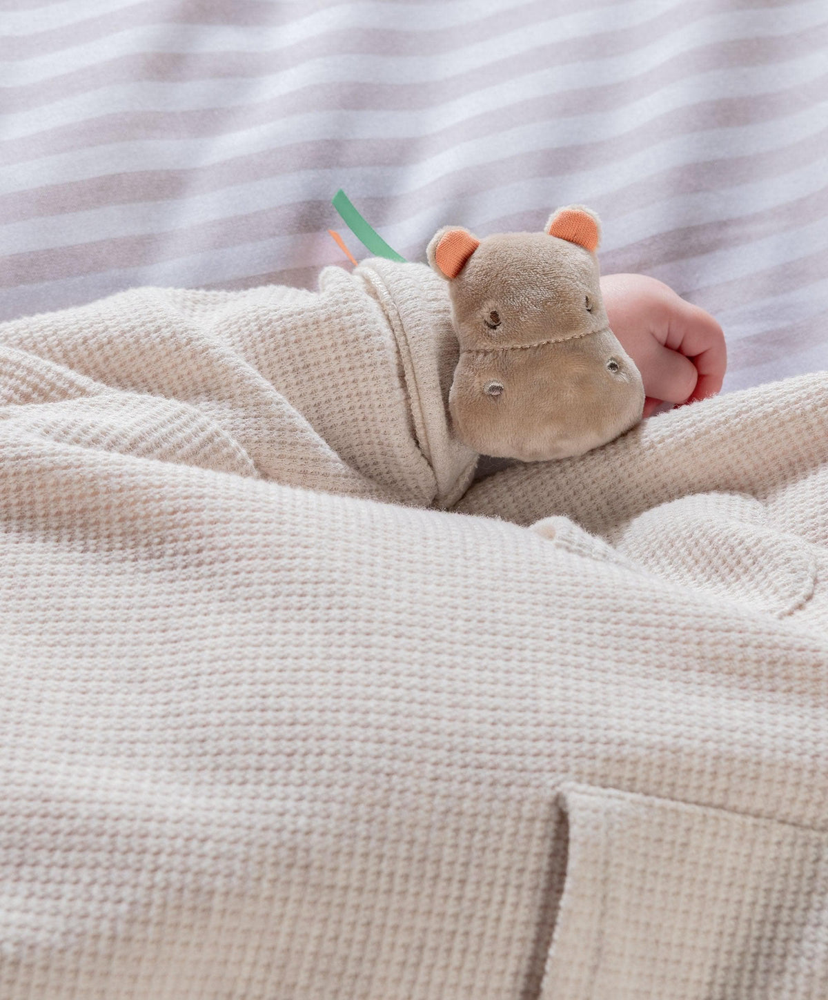 Mamas and Papas Wrist Rattle Hippo