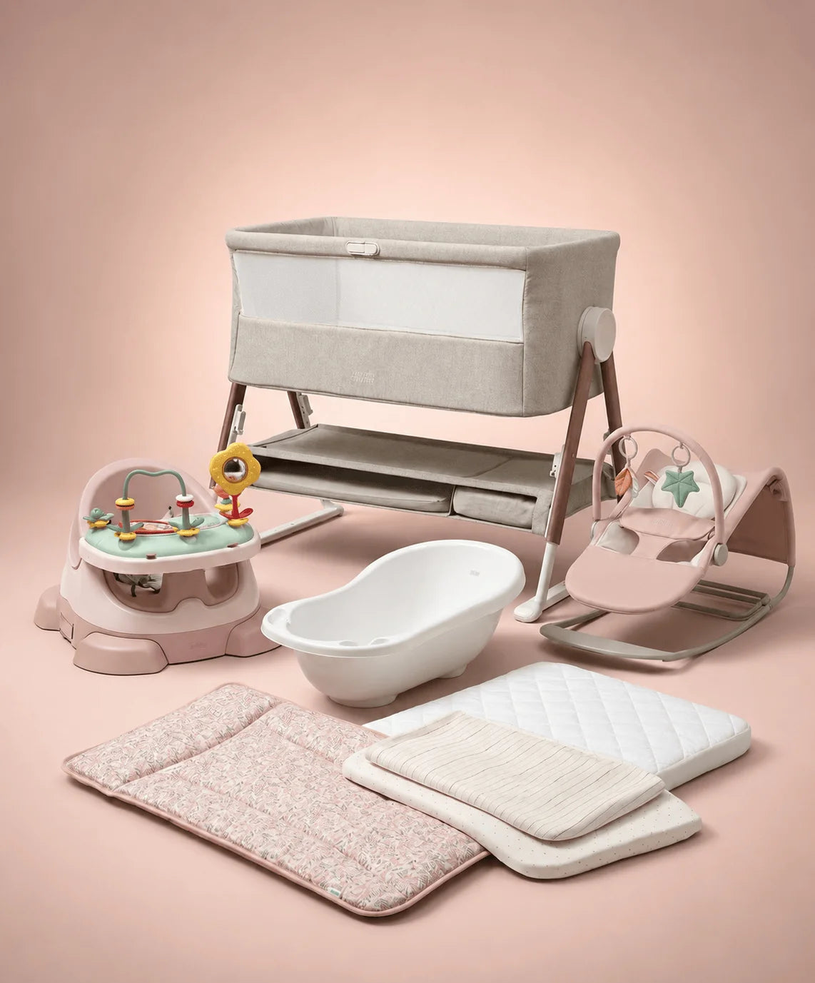 Mamas and Papas Newborn Essentials Bundle - Blossom