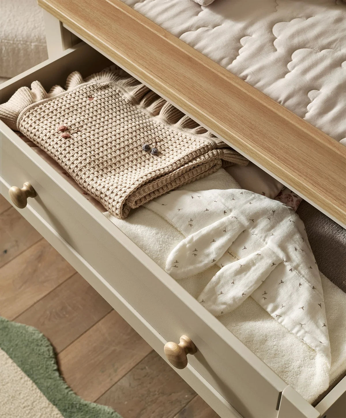Mamas and Papas Wedmore 2 Piece Set Cashmere / Oak