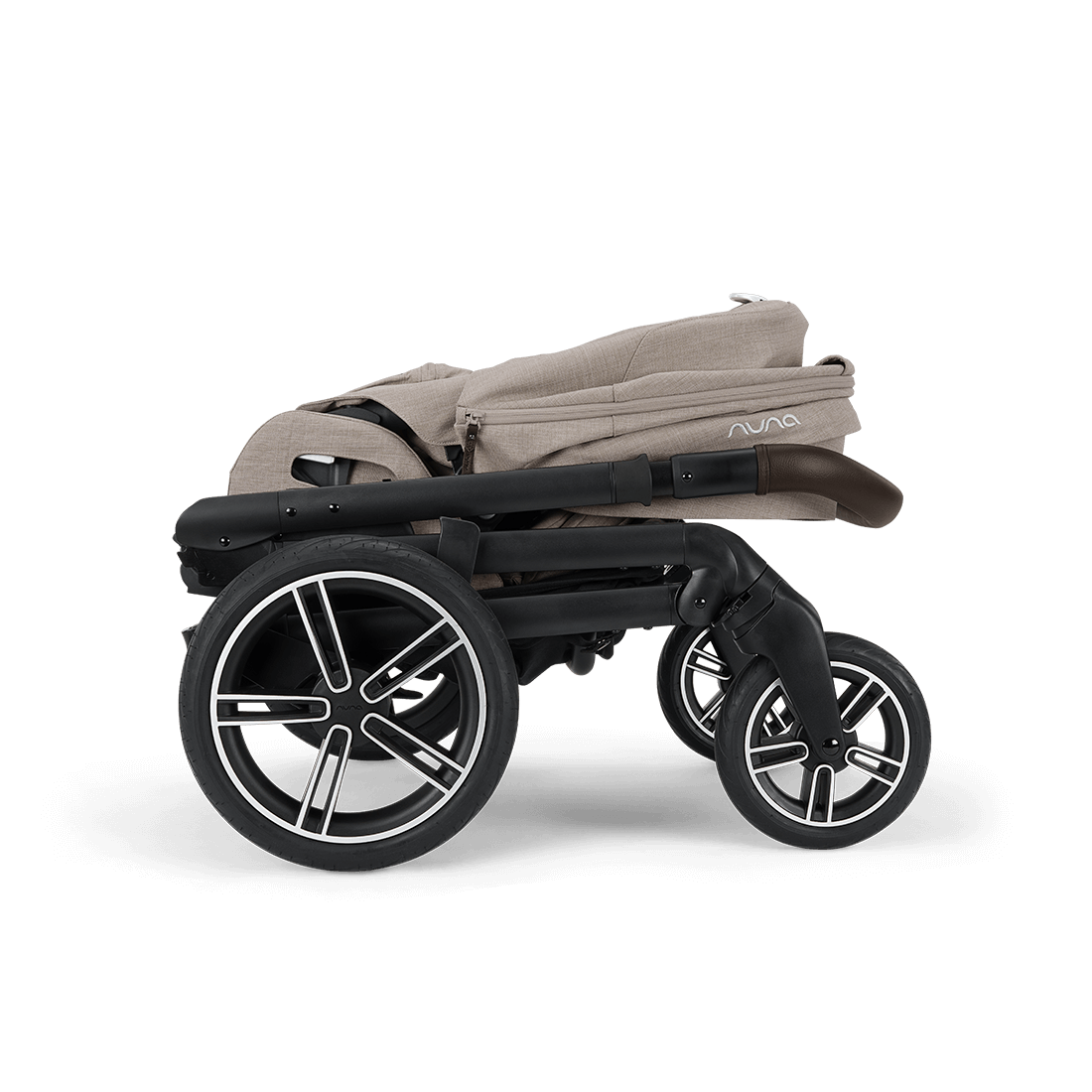 Nuna Mixx Next with Arra Flex and Curv Base