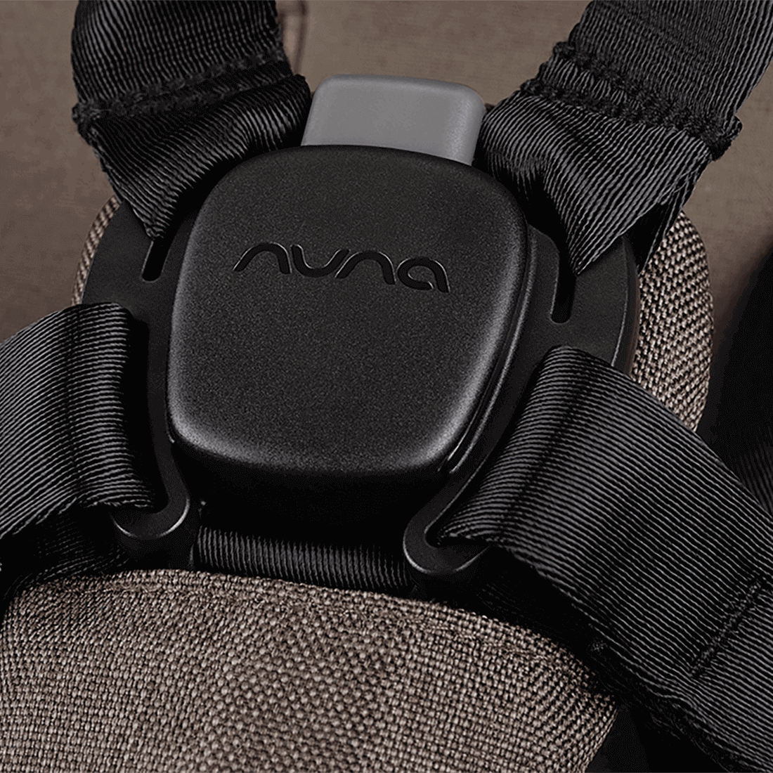 Nuna Triv Next Bundle with Arra Flex and Base Curv